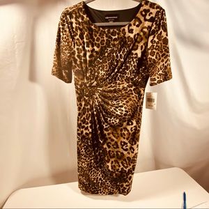 Connected ladies Animal Print dress Petite 8